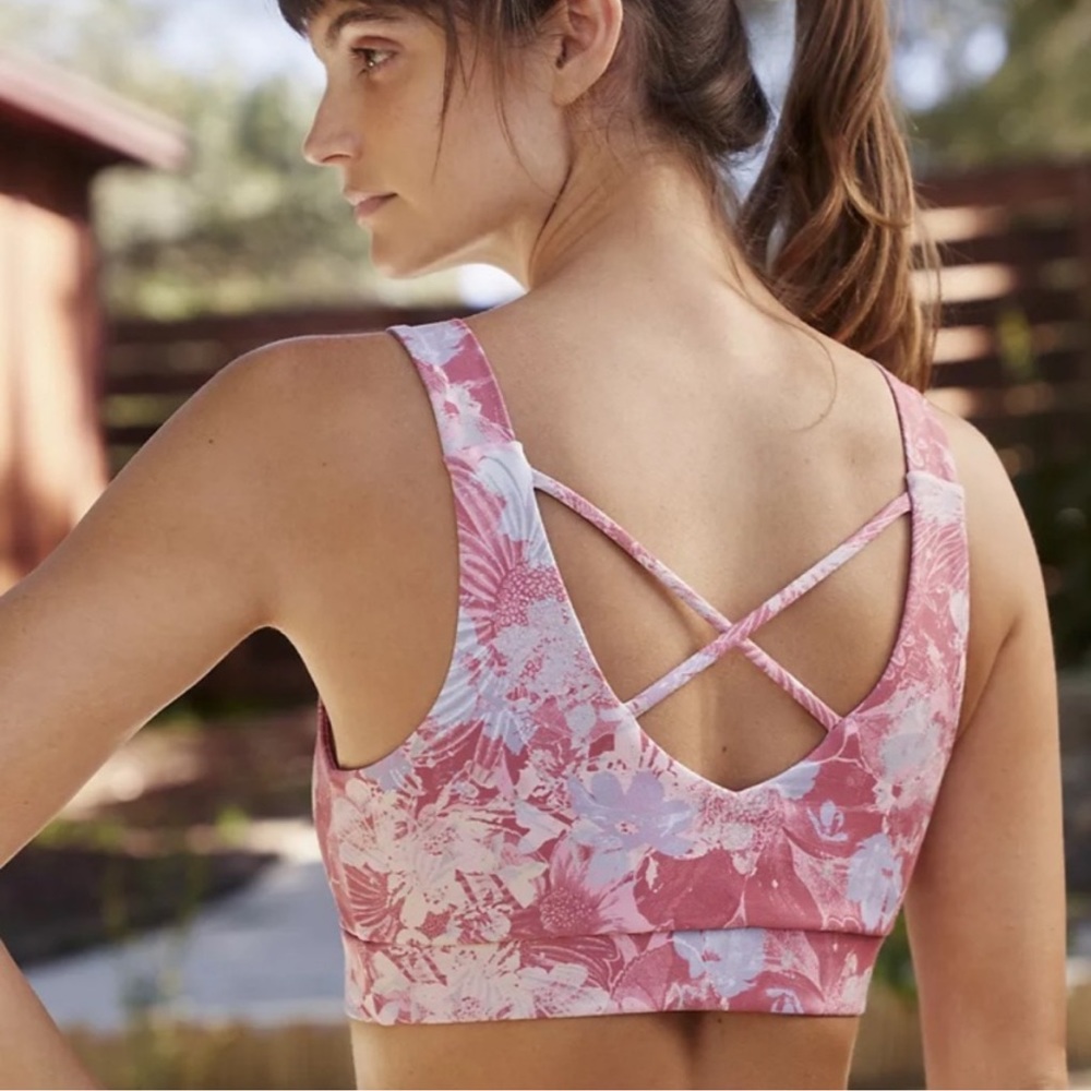 Anthropologie pink/Rose Daily Practice sport Bra